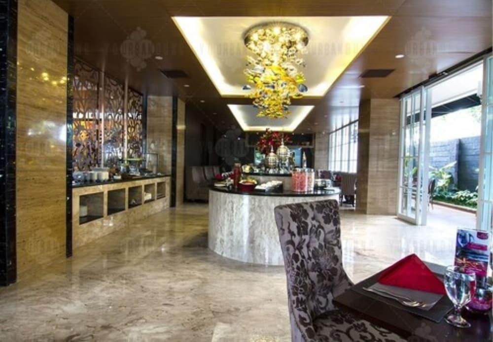 Belviu Hotel Bandung Exterior foto